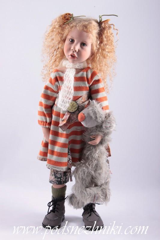 Коллекционная кукла Zwergnase Corinne с кошечкой