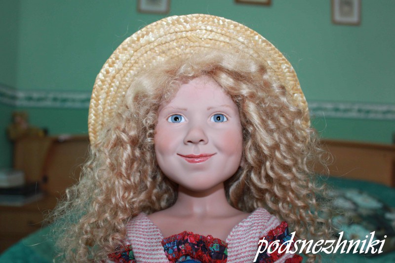 Коллекционная кукла Zwergnase Annemaaike