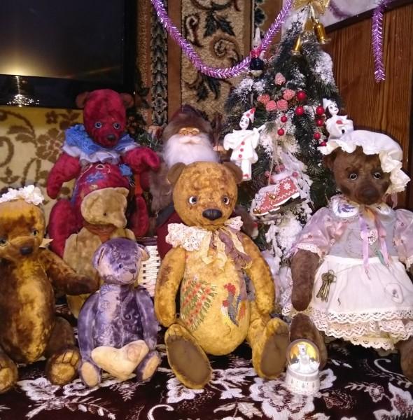 Christmas with Podsnezhniki Dolls