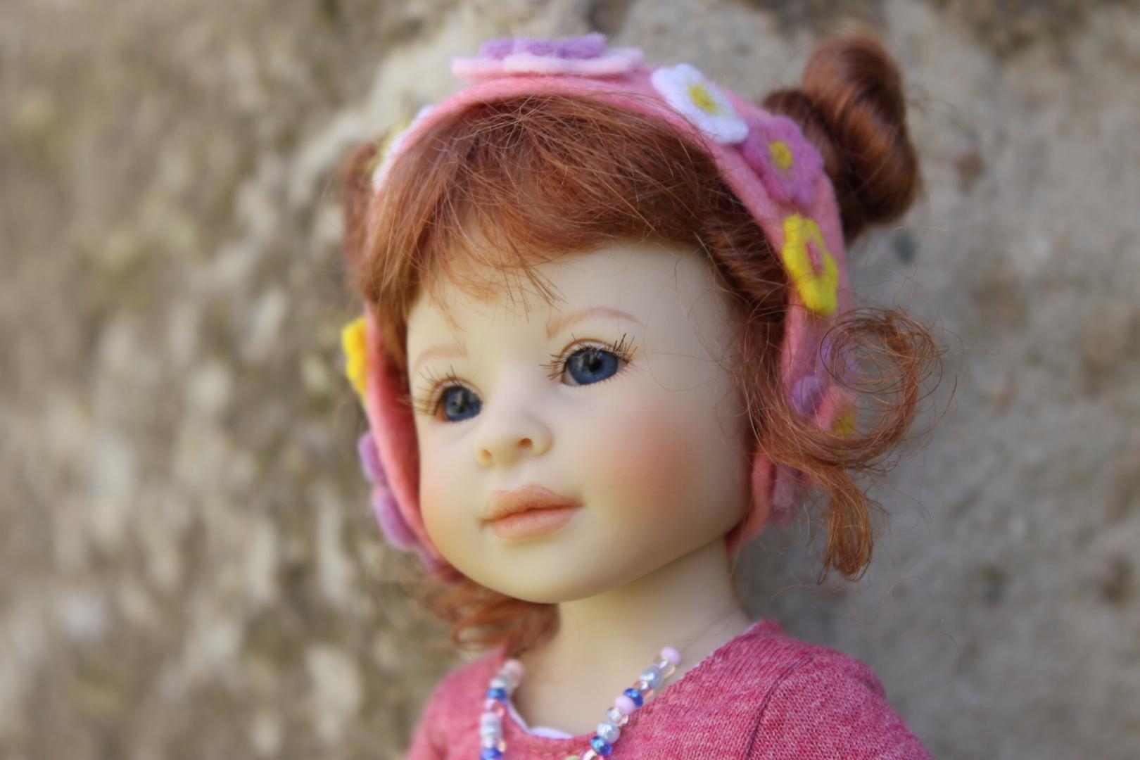 Коллекционная кукла студийная Zoe 2016