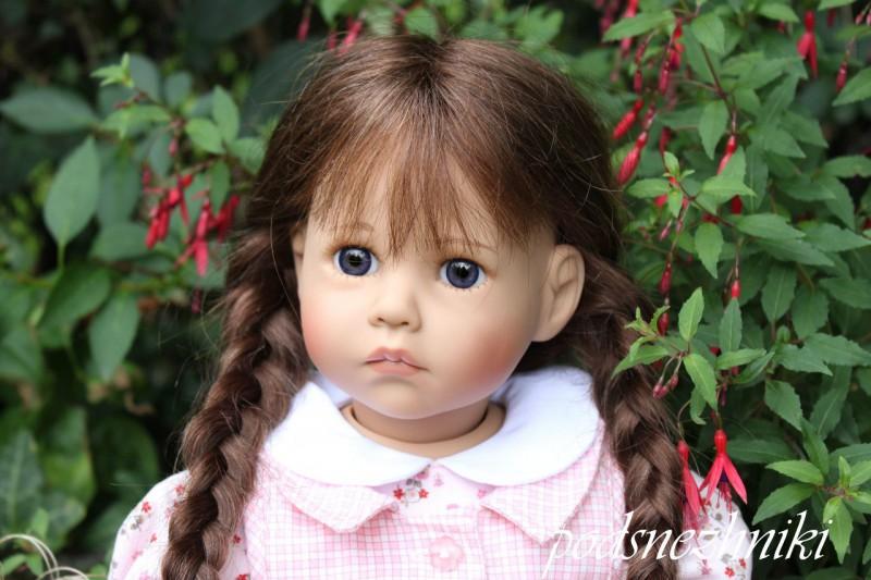 Коллекционная кукла Schildkrot Elena I Коллекционная кукла Schildkrot Elena I