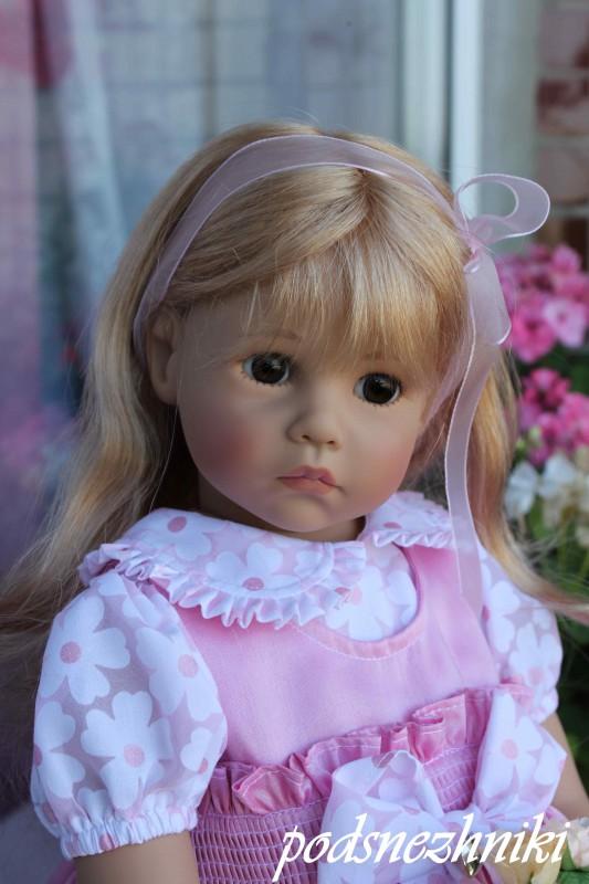 Коллекционная кукла Schildkrot Elena II 2013 Коллекционная кукла Schildkrot Elena II 2013