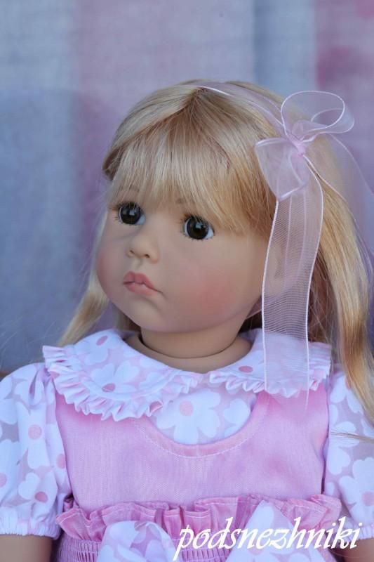 Коллекционная кукла Schildkrot Elena II 2013 Коллекционная кукла Schildkrot Elena II 2013