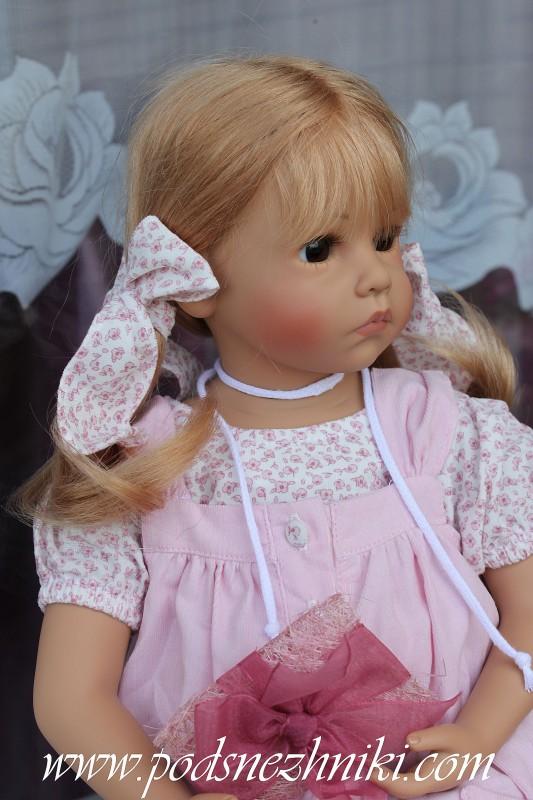 Коллекционная кукла Schildkrot Elena III 2013 Коллекционная кукла Schildkrot Elena III 2013