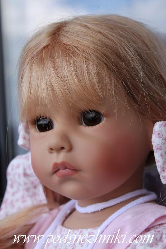 Коллекционная кукла Schildkrot Elena III 2013 Коллекционная кукла Schildkrot Elena III 2013