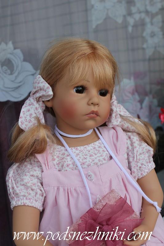 Коллекционная кукла Schildkrot Elena III 2013 Коллекционная кукла Schildkrot Elena III 2013
