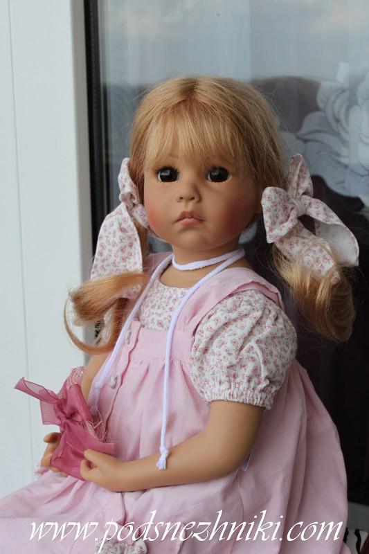 Коллекционная кукла Schildkrot Elena III 2013 Коллекционная кукла Schildkrot Elena III 2013