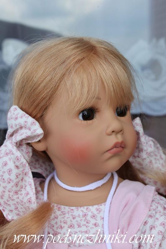 Коллекционная кукла Schildkrot Elena III 2013 Коллекционная кукла Schildkrot Elena III 2013