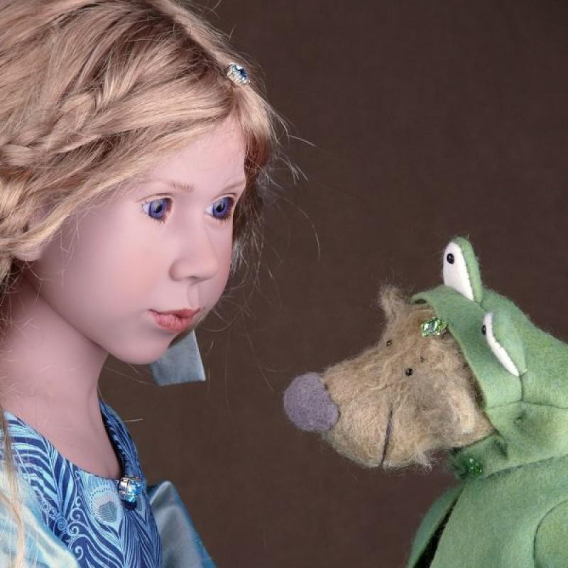 Коллекционная кукла Zwergnase Froschkoenig Коллекционная кукла Zwergnase Froschkoenig