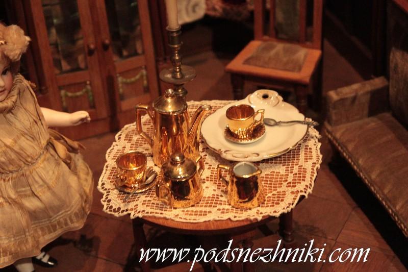 Антикварные немецкие куклы, кукольные домики, кукольная посуда и миниатюра Антикварные немецкие куклы, кукольные домики, кукольная посуда и миниатюра
