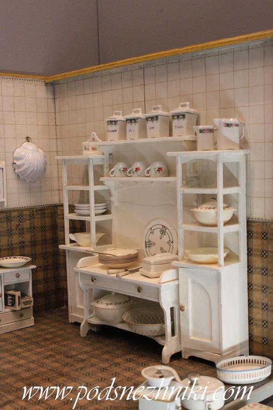 Антикварные немецкие куклы, кукольные домики, кукольная посуда и миниатюра Антикварные немецкие куклы, кукольные домики, кукольная посуда и миниатюра