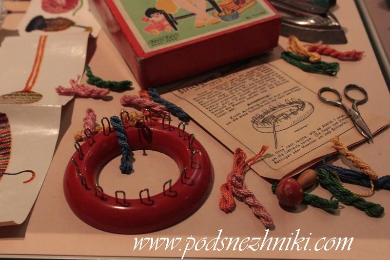 Антикварные немецкие куклы, кукольные домики, кукольная посуда и миниатюра