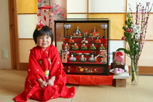 Праздник девочек и кукол в Японии 3 марта