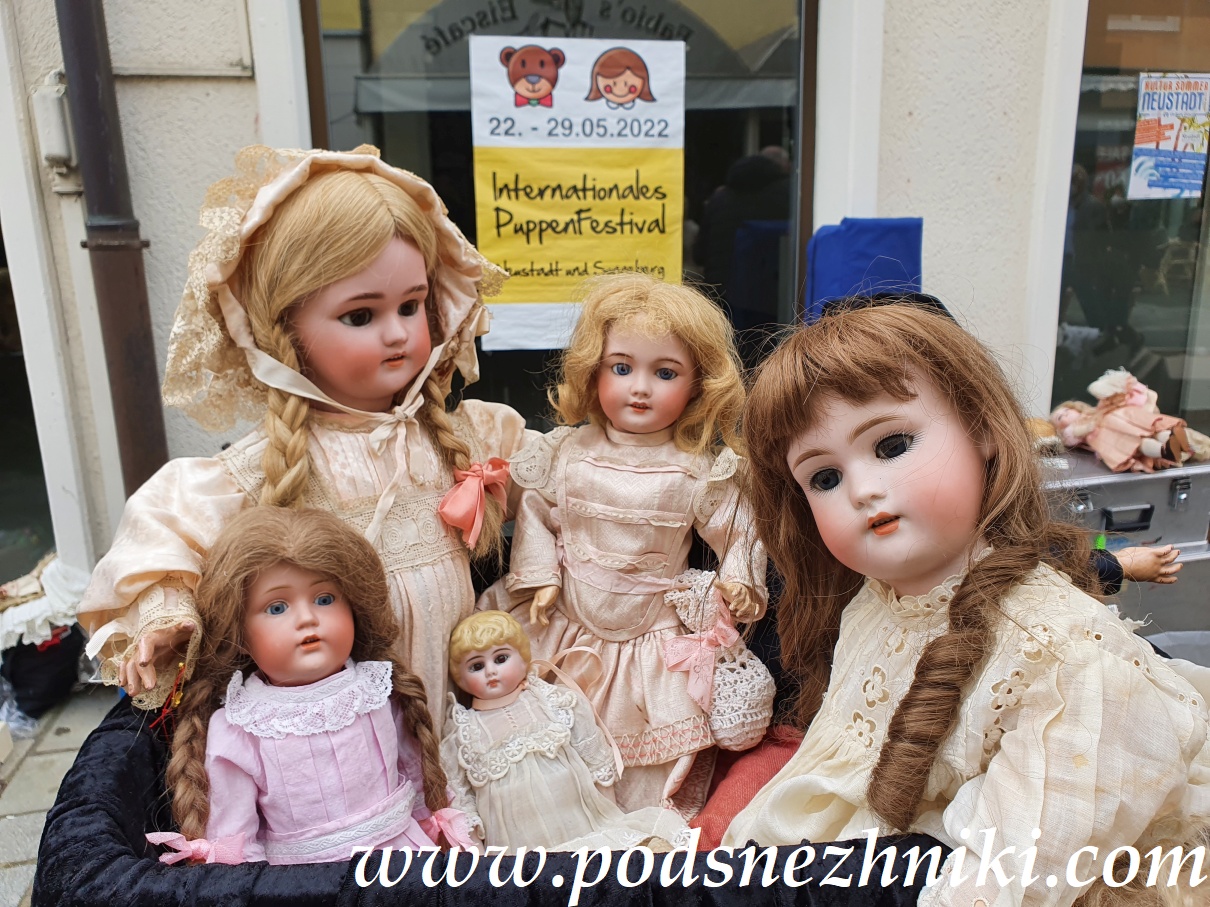 Кукольный фестиваль в Германии. Антикварные блошиные рынки игрушек Кукольный фестиваль в Германии. Антикварные блошиные рынки игрушек