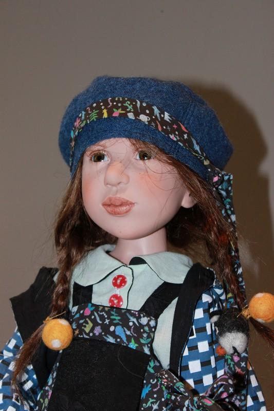 Коллекционная кукла Zwergnase Lisalotte с зайцем